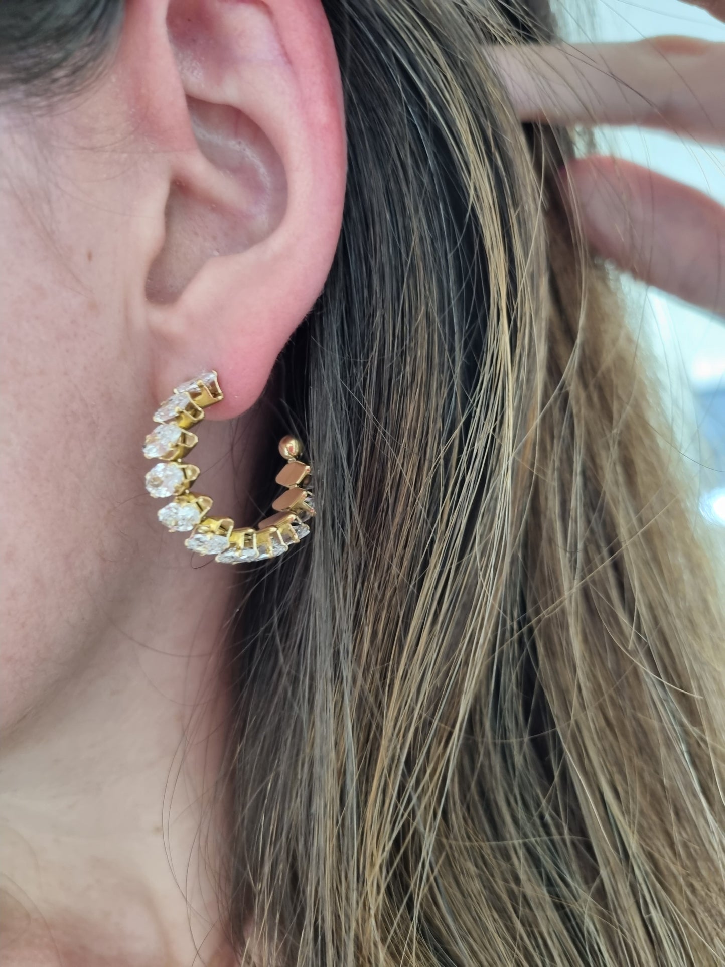 Brincos shiny hoops